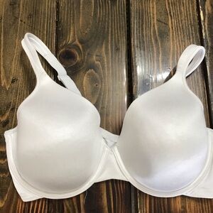 Vanity Fair Smooth White Bra